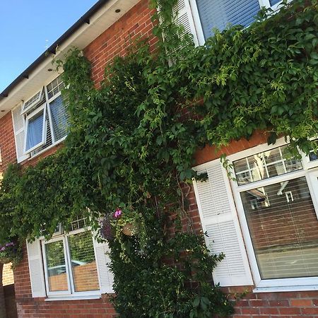 Durlston House Bed & Breakfast Lymington Exterior photo